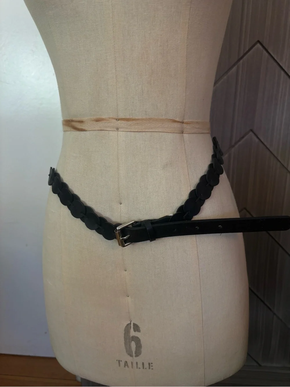 Scalloped Circle Leather Waist Belt Black Women Size XL